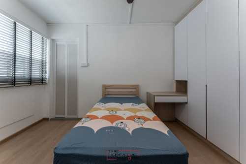 Scandinavian Bedroom at 180 Bishan St13