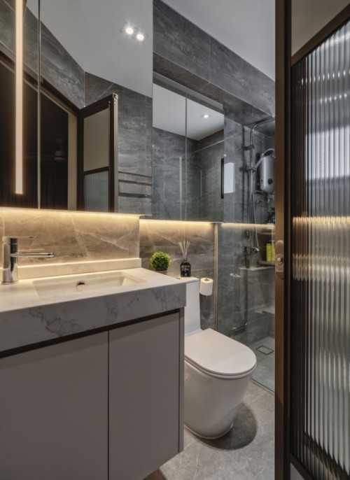 Contemporary Bathroom at 773 Bedok Reservoir View
