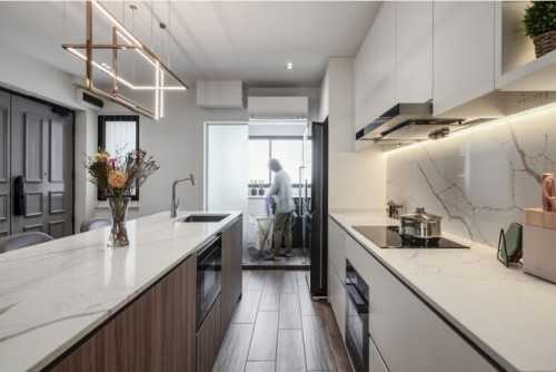 Contemporary Kitchen at 773 Bedok Reservoir View