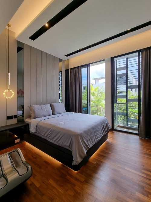Modern Bedroom at Alana