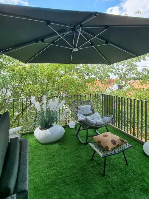 Modern Balcony at Alana