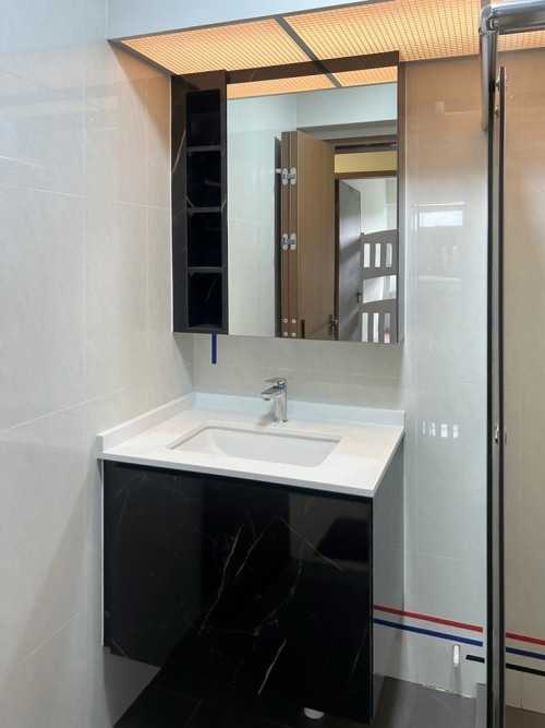 Scandinavian Bathroom at West Scape @ Bukit Batok