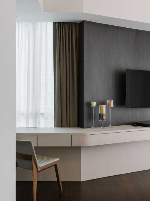 Contemporary Bedroom at St. Thomas Suites