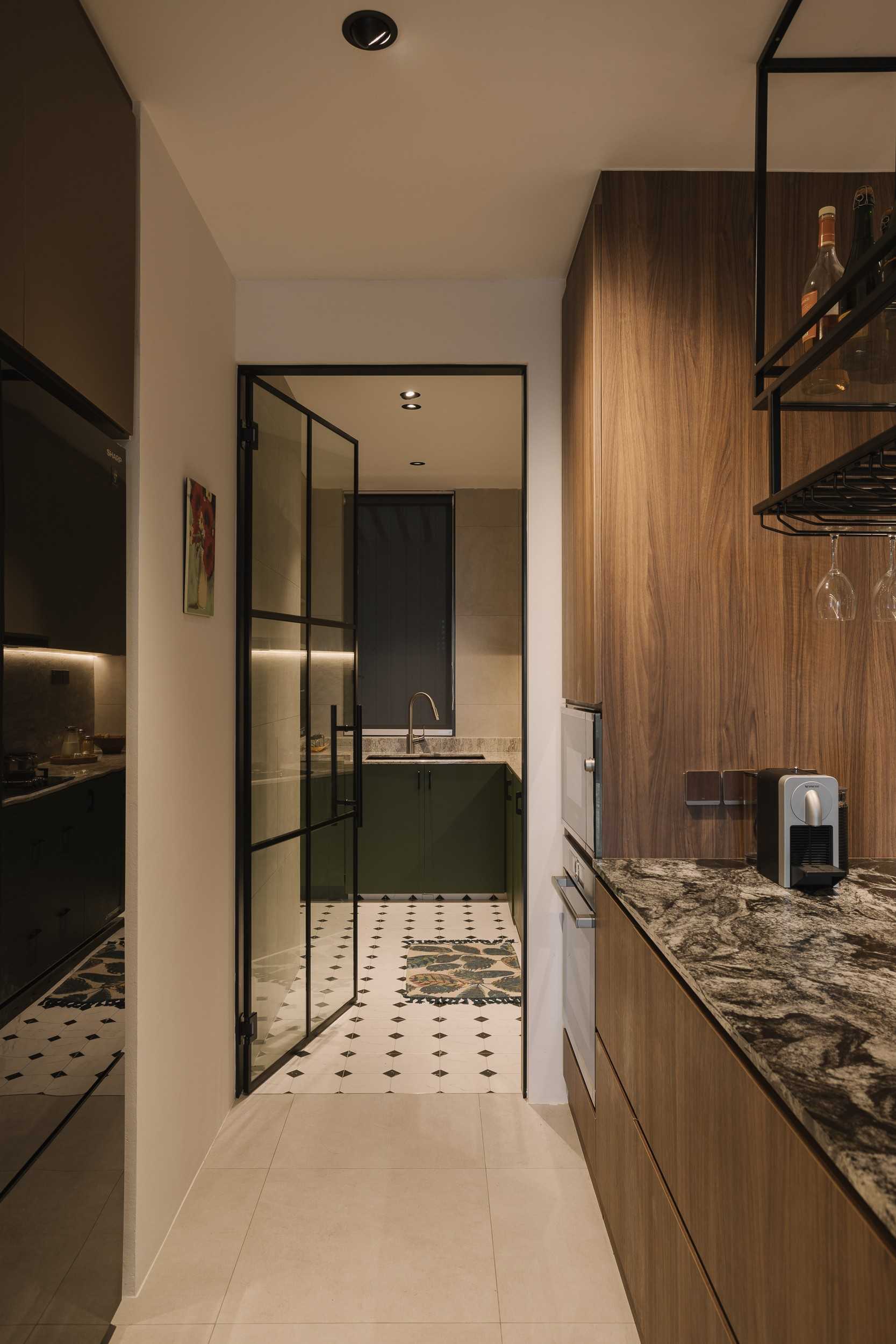 Modern Kitchen with Countertop and Kitchen Island