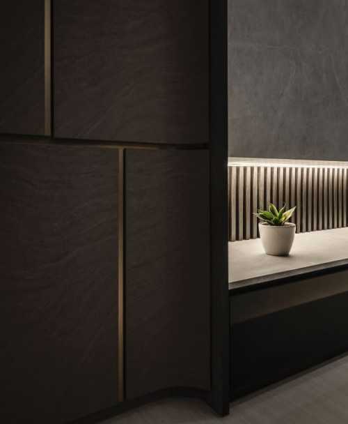 Contemporary Entryway at 25 Anchorvale Crescent Belwaters