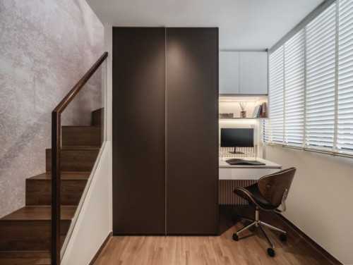 Contemporary Study at 4 Woodleigh Lane
