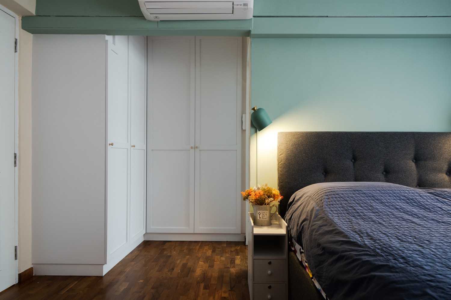 Transitional Bedroom with Vinyl Flooring and Wood Flooring