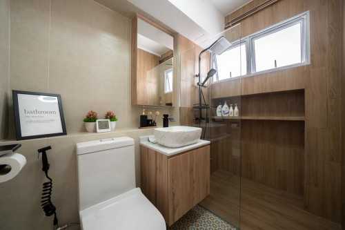 Modern Bathroom at 719 Pasir Ris