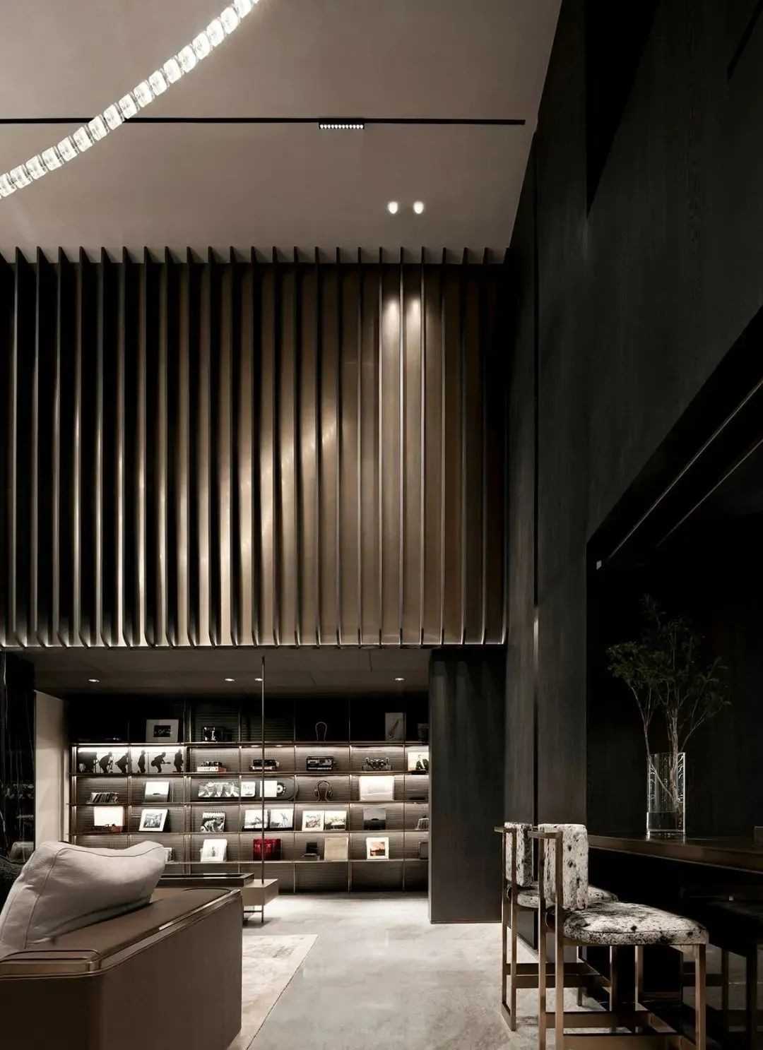 Contemporary Living Room with Homogeneous Tiles and Feature Wall