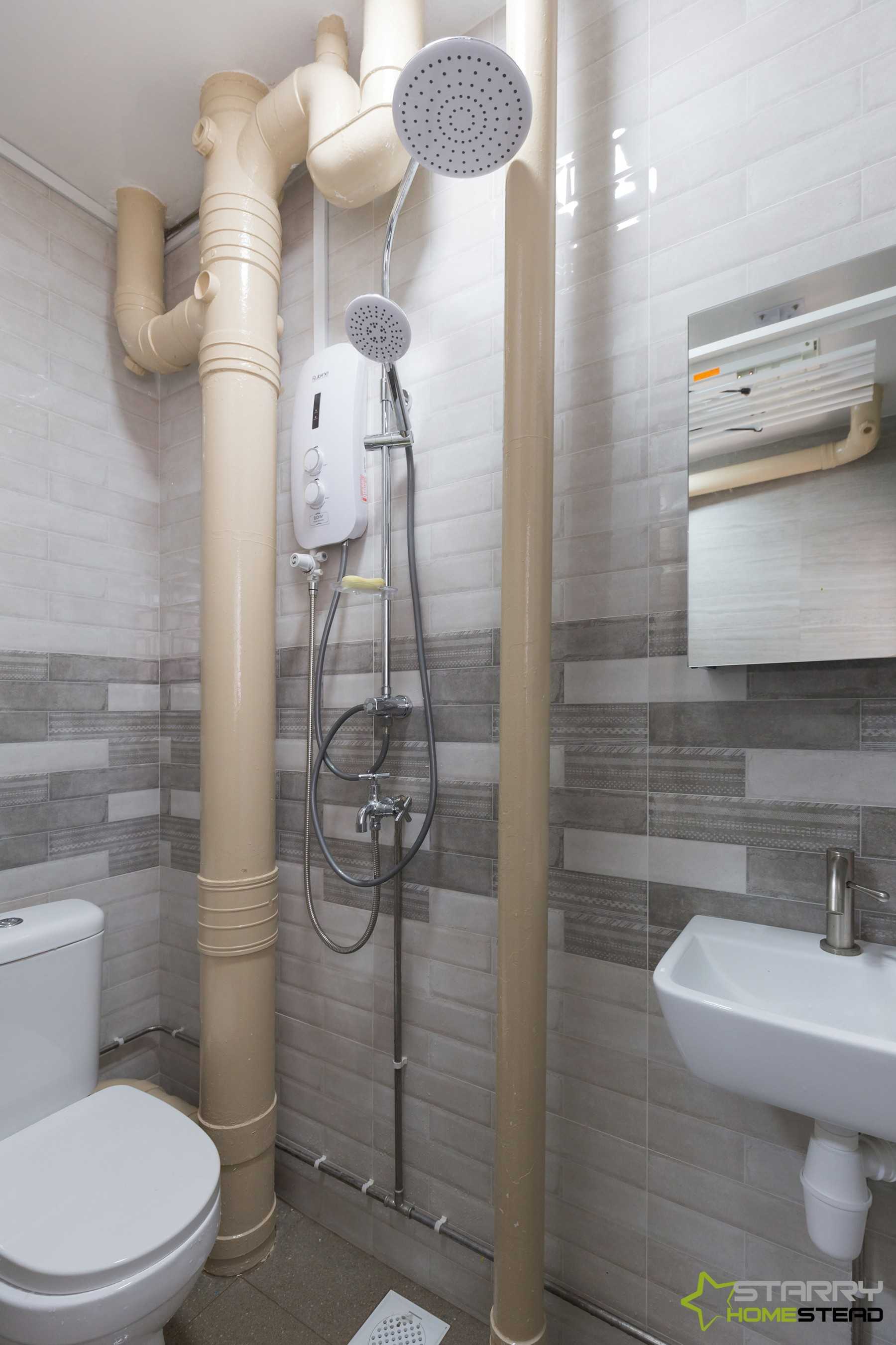 Scandinavian Bathroom with Mirror and Bathroom Mirrors