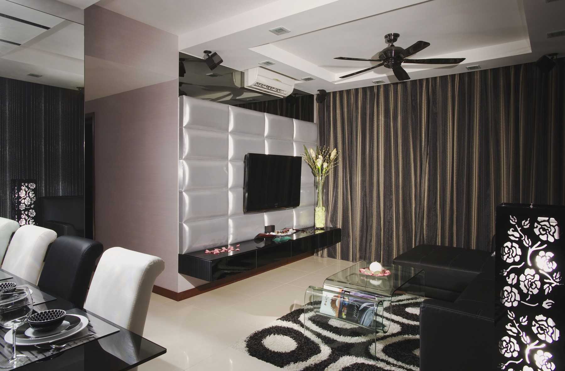 Modern Living Room with Marble Floor and Mirror