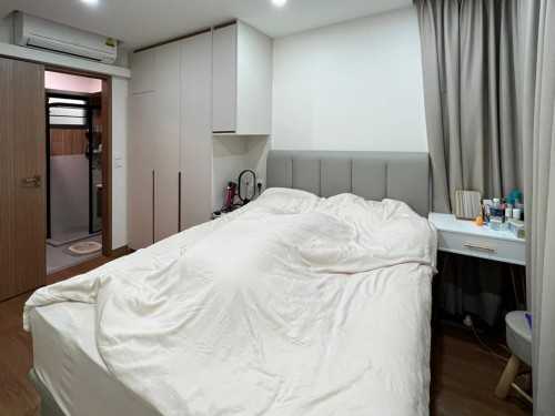 Scandinavian Bedroom at Clementi Peaks
