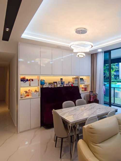 Modern Dining Room at The Amore
