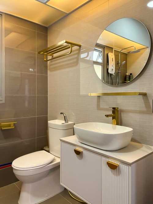 Scandinavian Bathroom at Northshore Cove