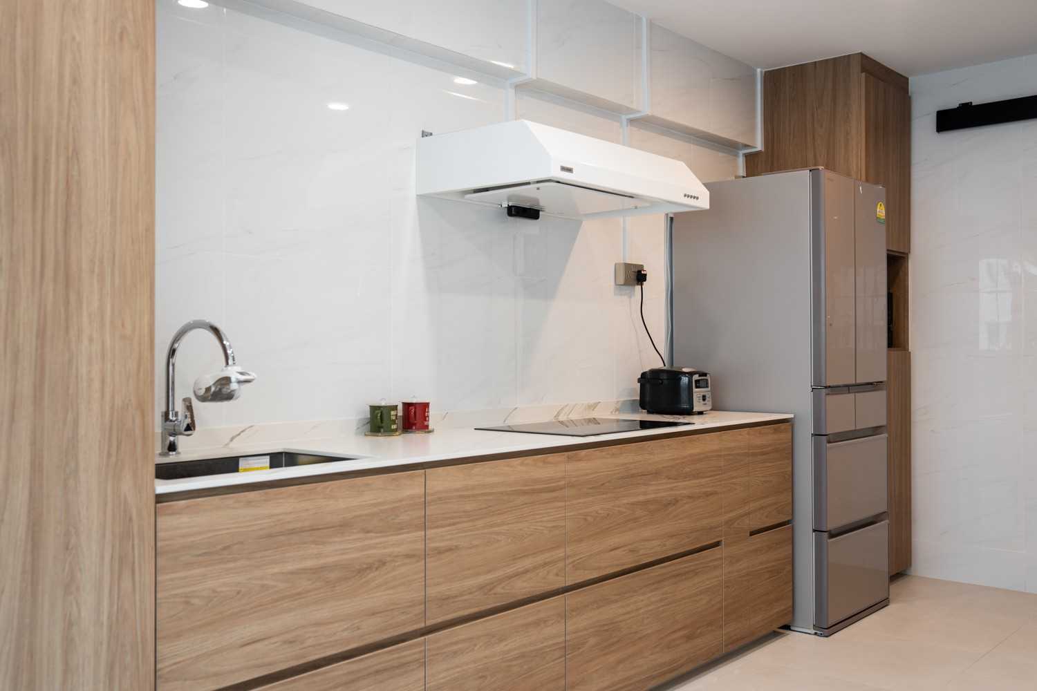Contemporary Kitchen with Wood Flooring and Kitchen Window