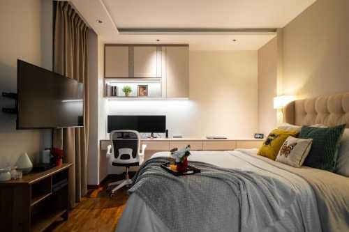 Modern Bedroom at Woodlands | 690 woodlands