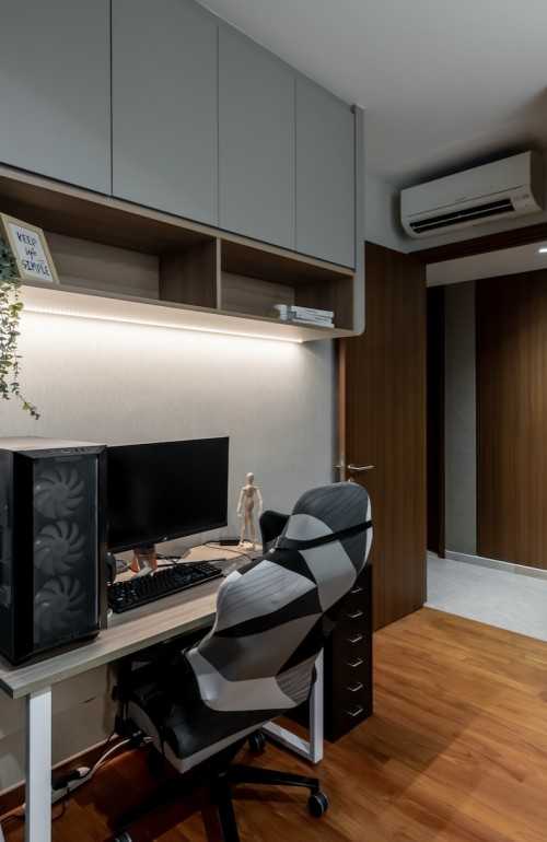 Modern Home Office at Stirling Residences
