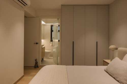 Modern Bedroom at 113A Alkaff Crescent