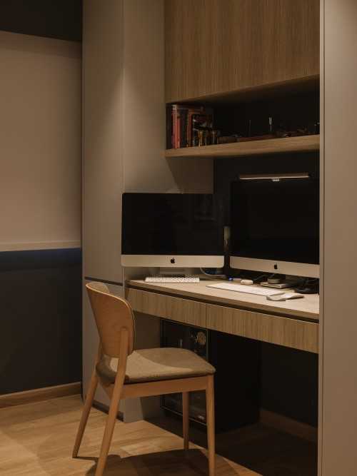Modern Home Office at 113A Alkaff Crescent