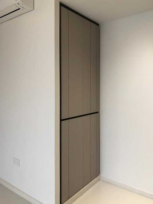 Modern Foyer at RiverParc Residence