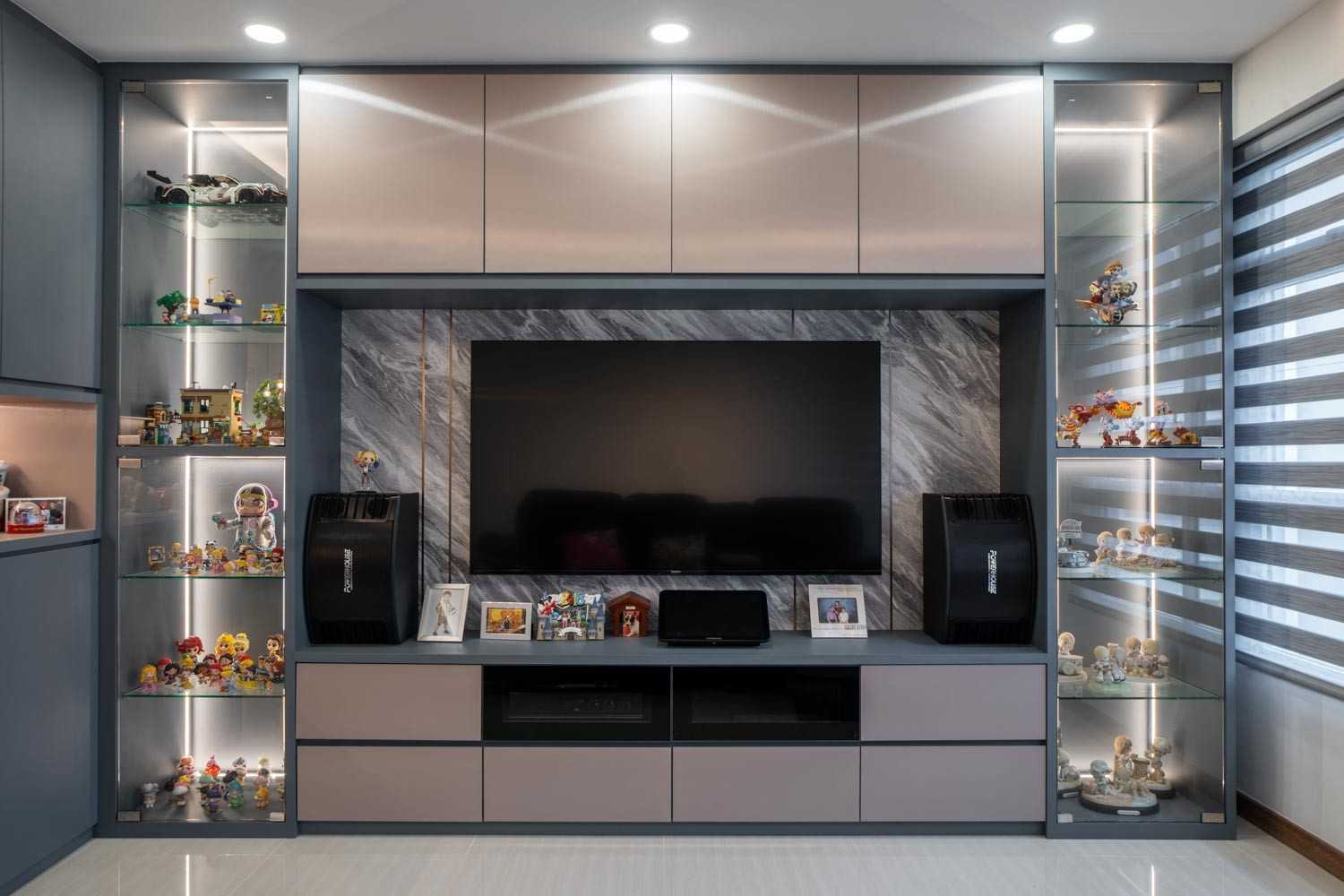 Modern Living Room with Homogeneous Tiles and TV Console