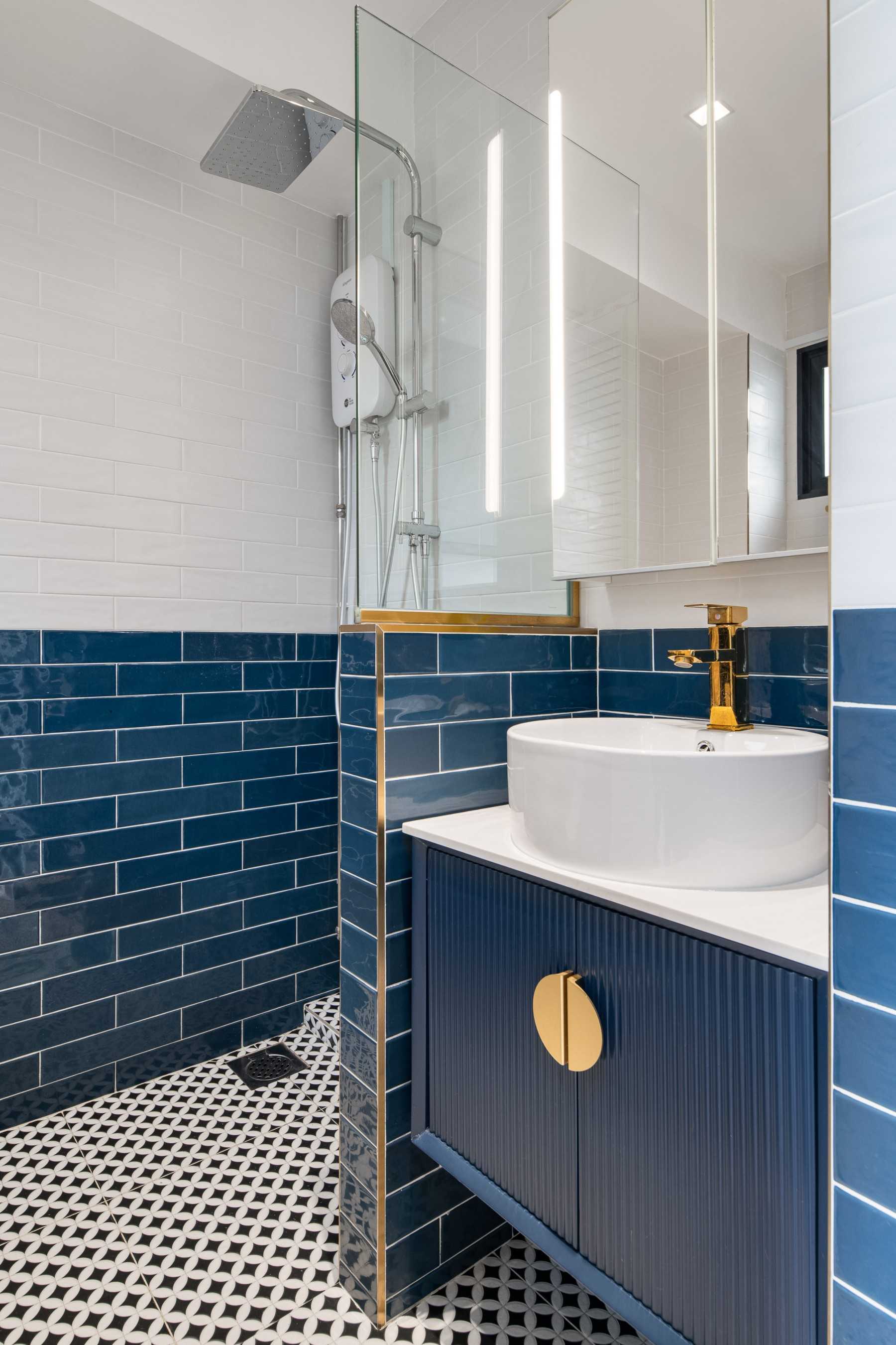 Contemporary Bathroom with Countertop and Mirror