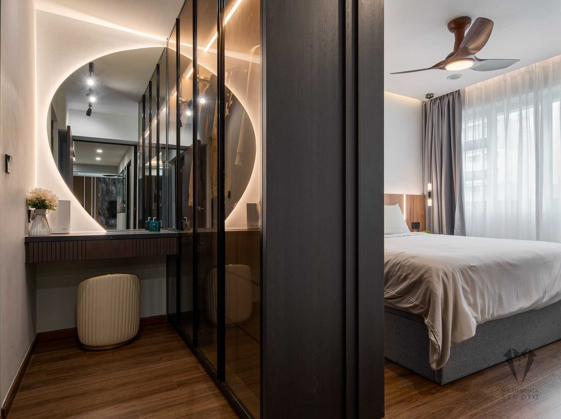 Contemporary Bedroom with Wardrobe and Sliding Wardrobe