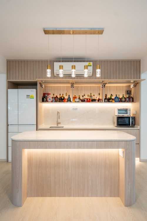 Scandinavian Dining Room at 5-Room Resale @ Bedok
