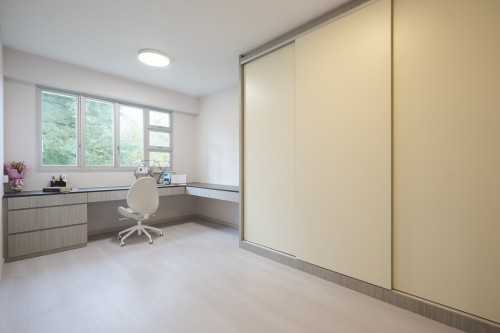 Contemporary Bedroom at Woodlands St 13