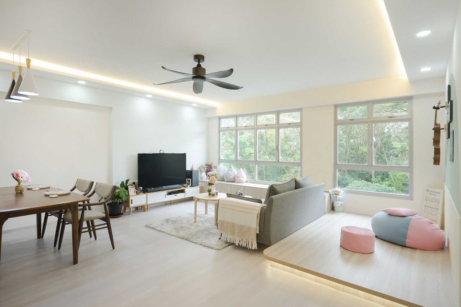 Contemporary Living Room with Settee and Vinyl Flooring