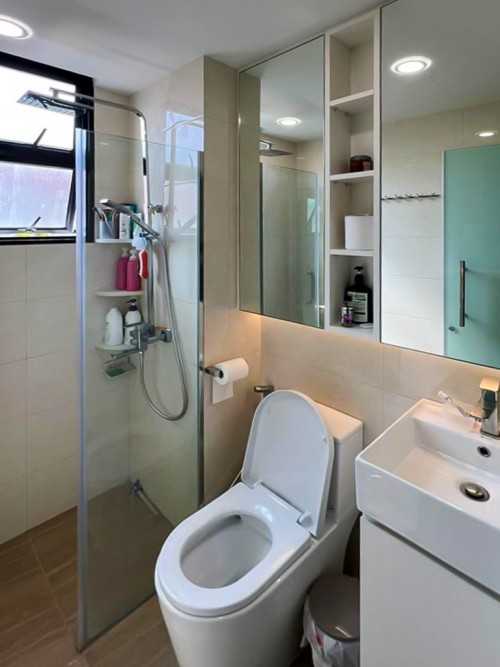 Scandinavian Bathroom at Bayville