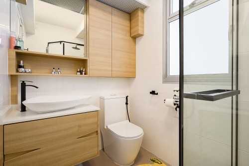 Contemporary Bathroom at Bukit Batok St 21