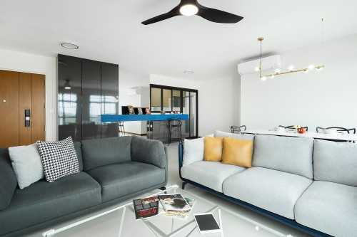 Contemporary Living Room at Bukit Batok St 21
