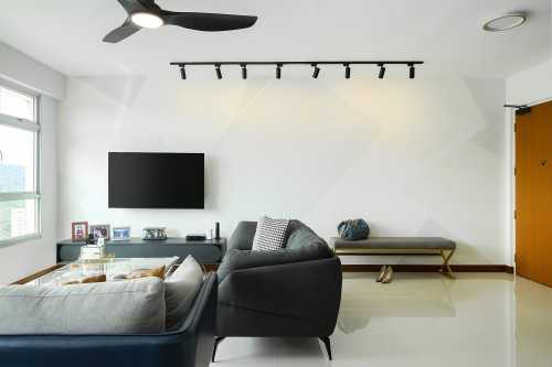 Contemporary Living Room at Bukit Batok St 21