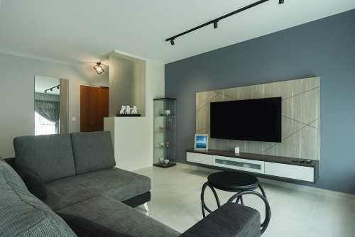 Contemporary Living Room at Bukit Batok Ave 6