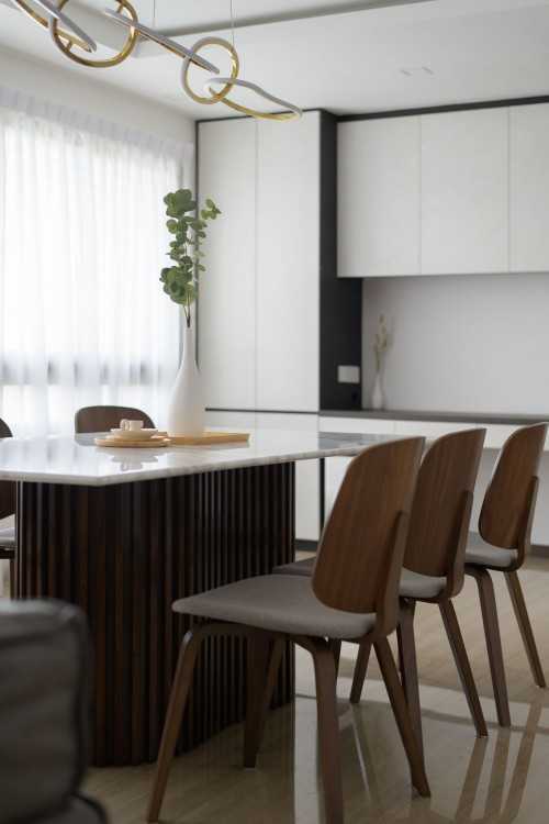 Minimalist Dining Room at 237 Pasir Ris St 21