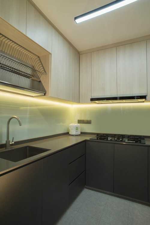 Contemporary Kitchen at Seng Kang West Way