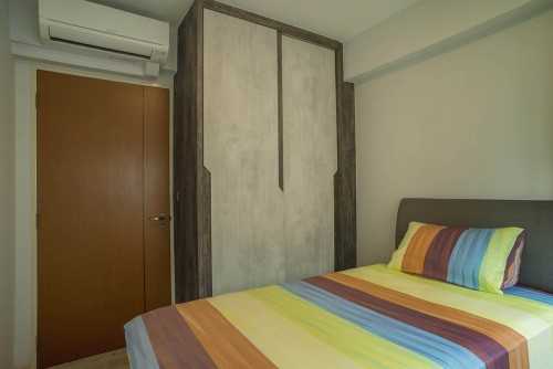 Contemporary Bedroom at Seng Kang West Way