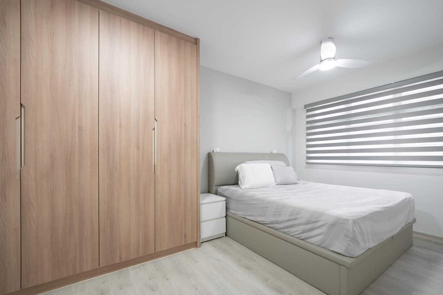 Scandinavian Bedroom with Drop Light and Drop Ceiling