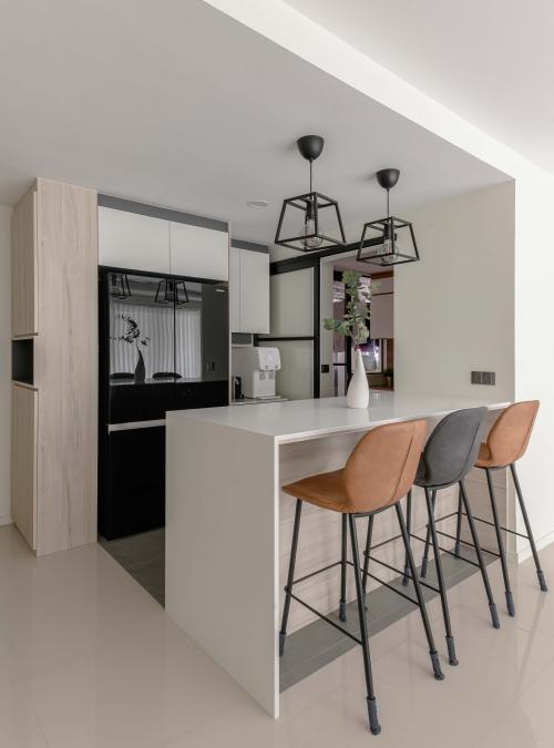 Contemporary Home Bar at The Topiary