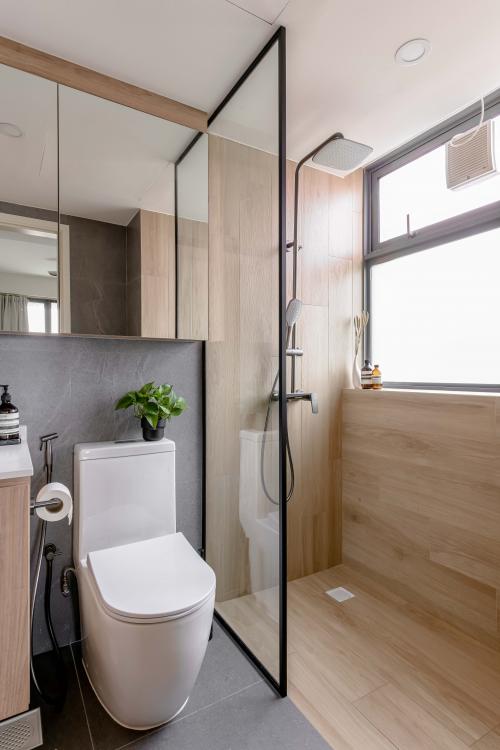 Contemporary Bathroom at The Topiary