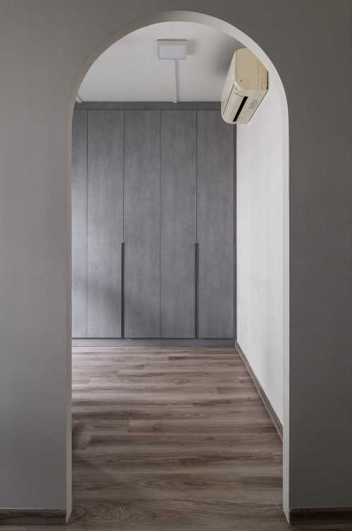 Contemporary Bedroom at jurong west 684