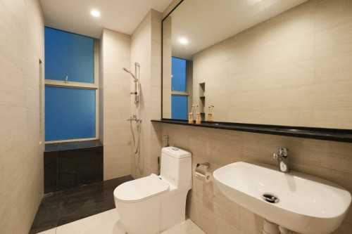 Modern Bathroom at 63 Mount Sinai