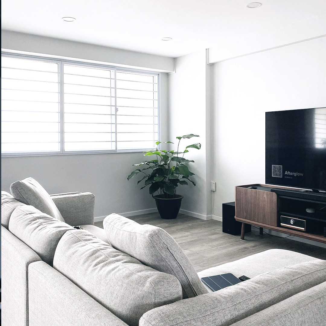 Minimalist Living Room with Vinyl Flooring and TV Console