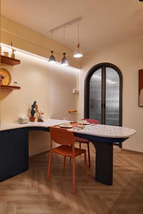 Eclectic Dining Room at 603 Ang Mo Kio Ave 5
