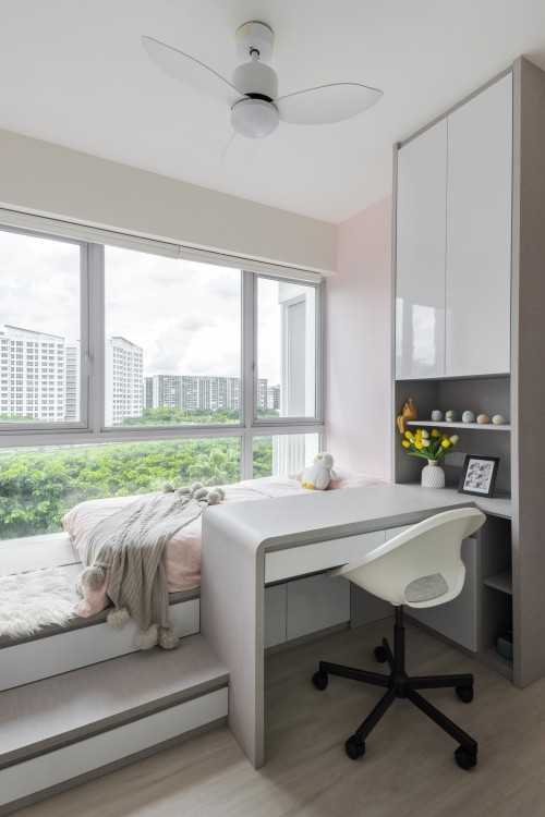 Modern Bedroom at 134 Punggol Field