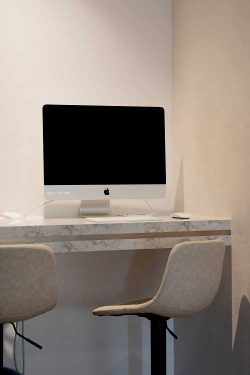 Contemporary Office at Middle Road