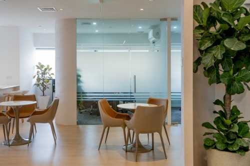Contemporary Office at Middle Road