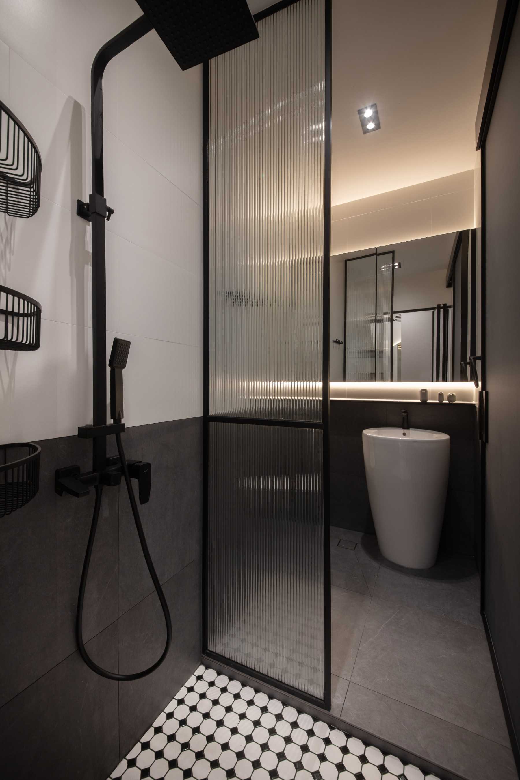 Modern Bathroom with Mirror and Shower Screen
