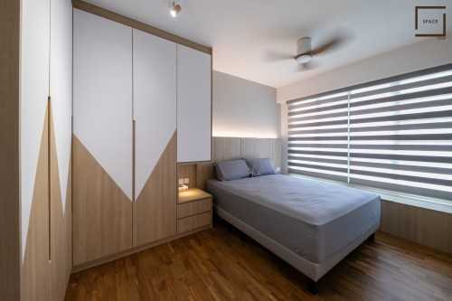 Modern Bedroom at Resale HDB @ Bukit Batok